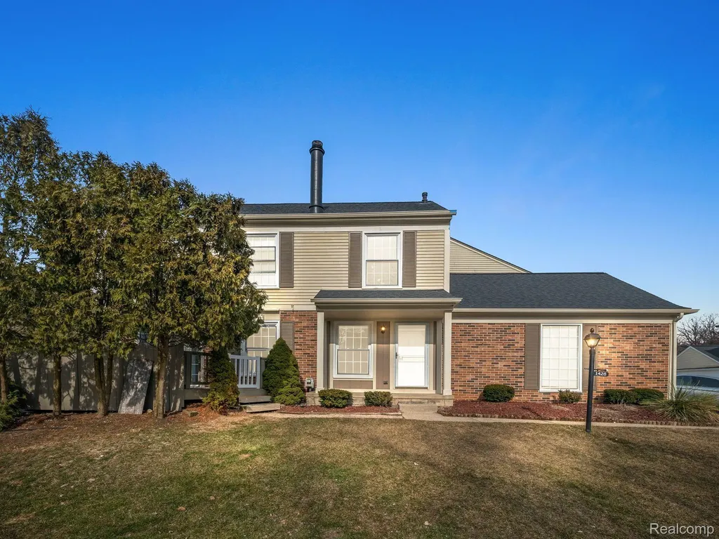1428 Crescent Lane Rochester Hills City MI 48306