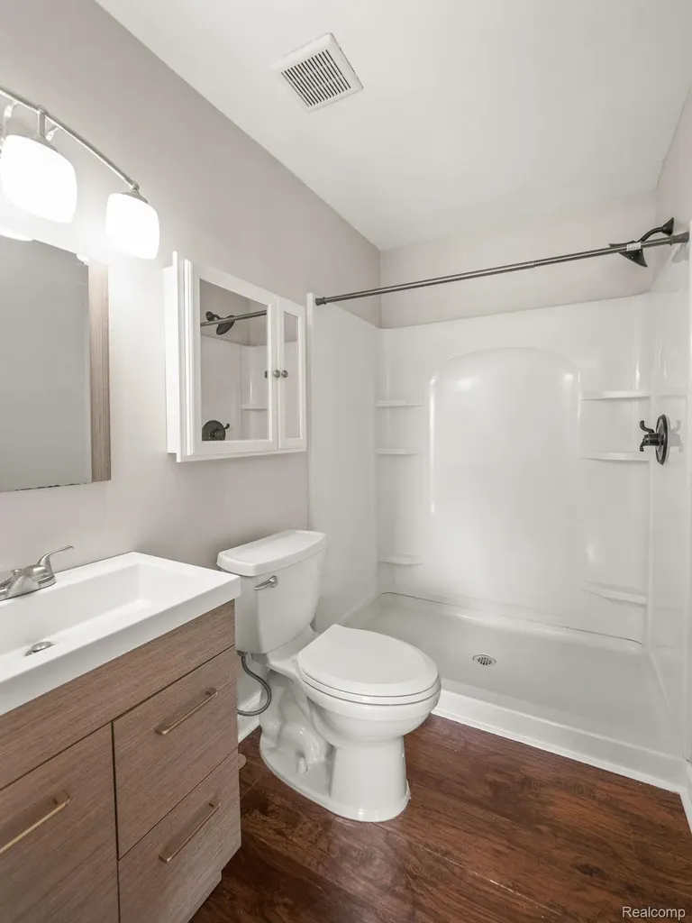 1428 Crescent Lane Rochester Hills City MI 48306