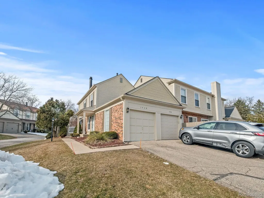 1428 Crescent Lane Rochester Hills City MI 48306