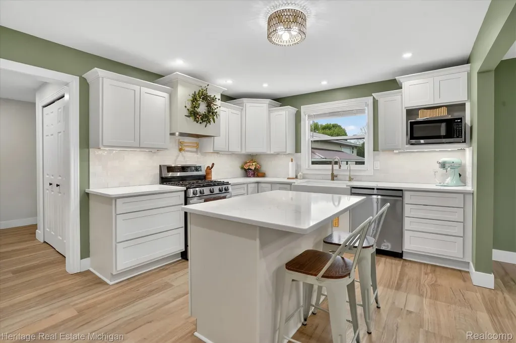 5835 Warner Road Howell Township MI 48836