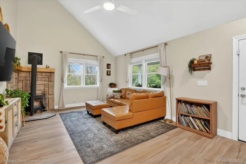 5835 Warner Road Howell Township MI 48836
