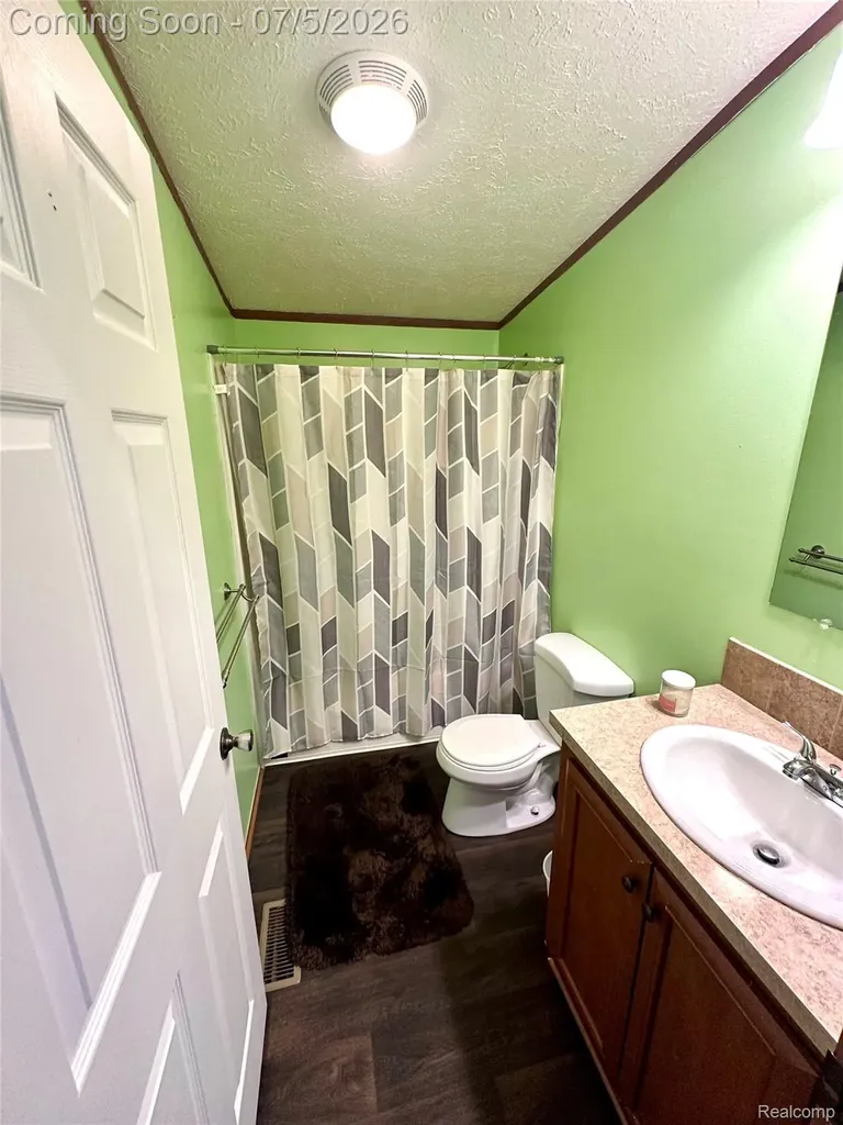 11211 Nearbrook Court Green Oak Township MI 48178
