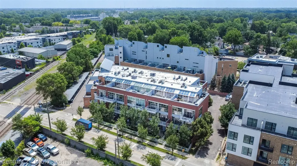 322 E Harrison Avenue Royal Oak City MI 48067