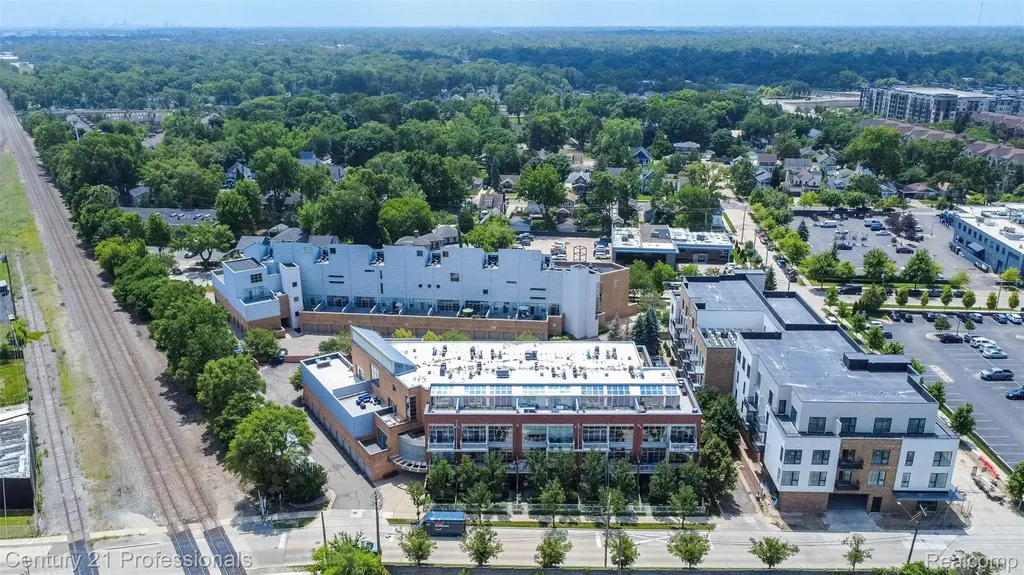 322 E Harrison Avenue Royal Oak City MI 48067