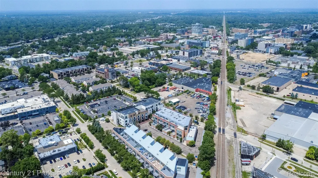 322 E Harrison Avenue Royal Oak City MI 48067