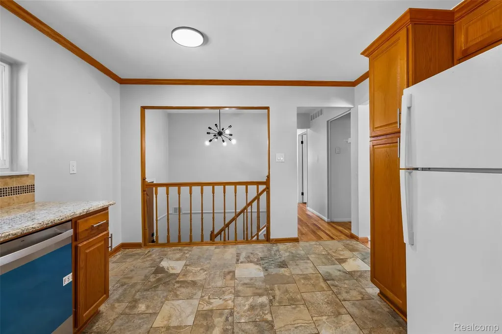 2268 Serra Drive Sterling Heights City MI 48310