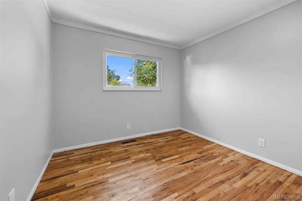 2268 Serra Drive Sterling Heights City MI 48310