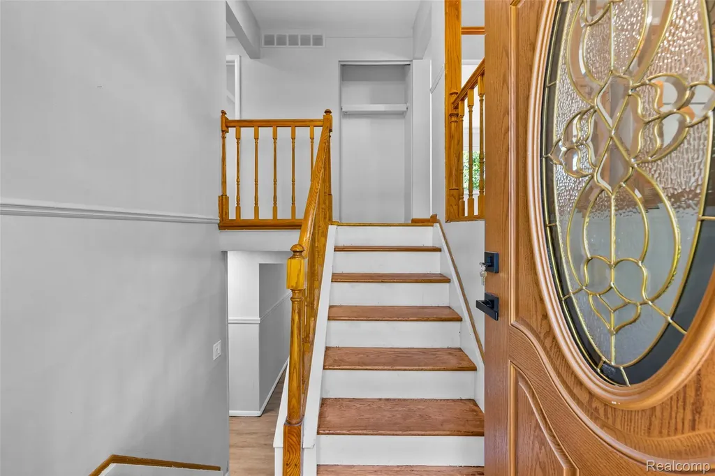 2268 Serra Drive Sterling Heights City MI 48310