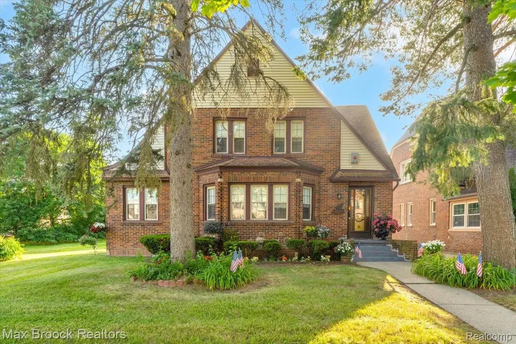 224 Cherokee Road Pontiac City MI 48341
