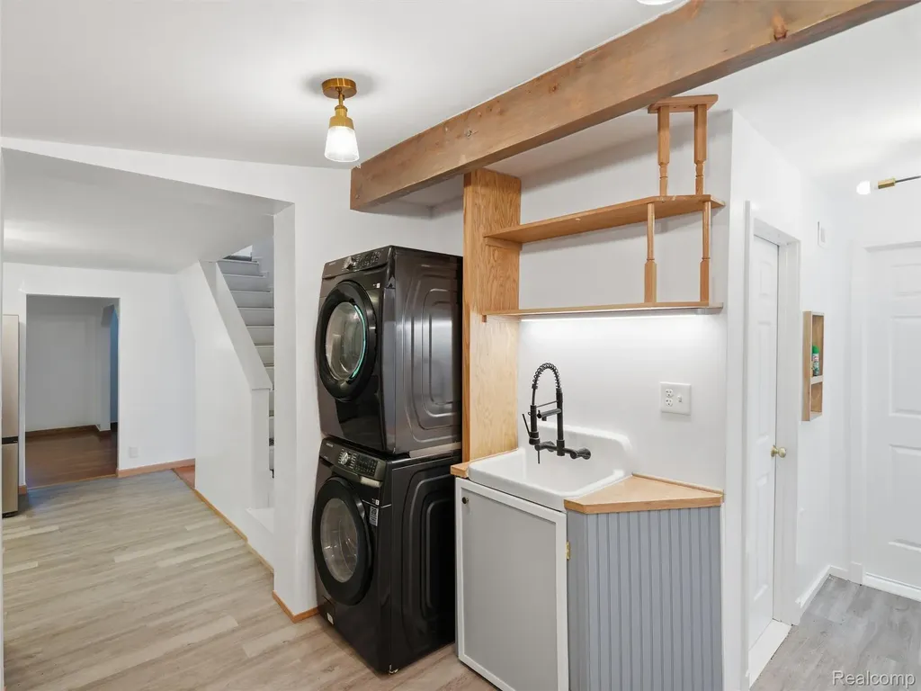 1700 Warren Road Ann Arbor Charter Township MI 48105