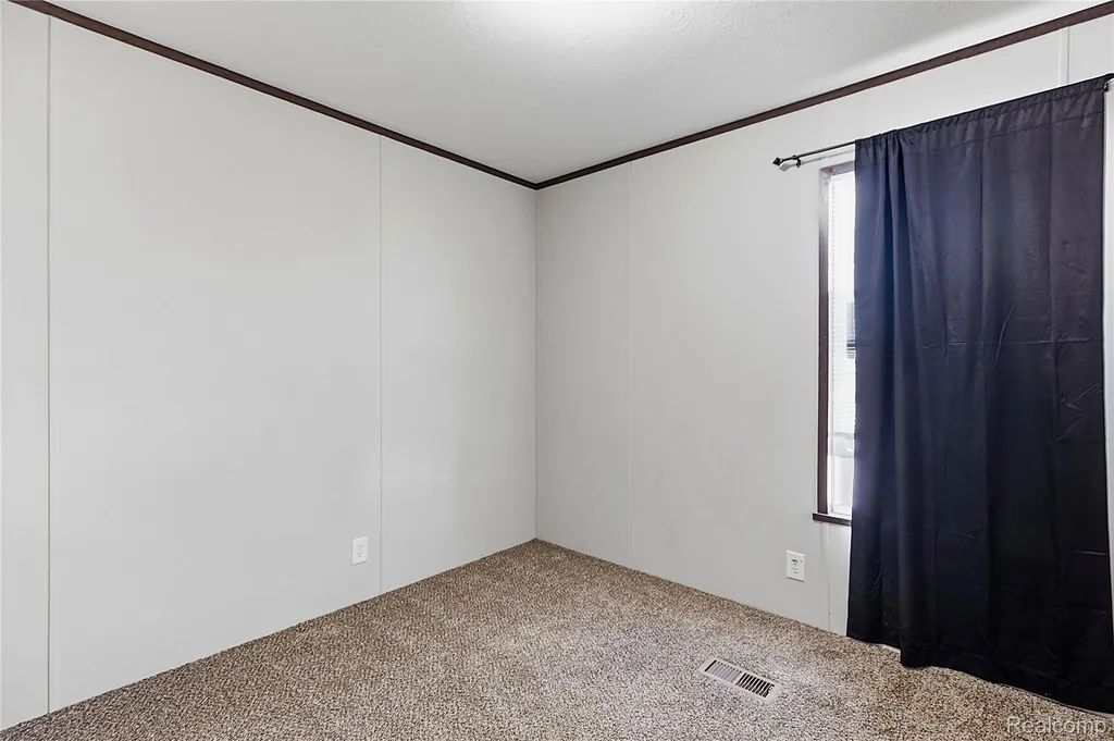 46545 Le Grande Boulevard Macomb Township MI 48044