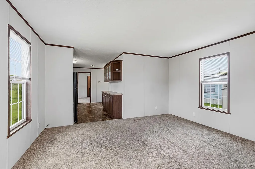 46545 Le Grande Boulevard Macomb Township MI 48044
