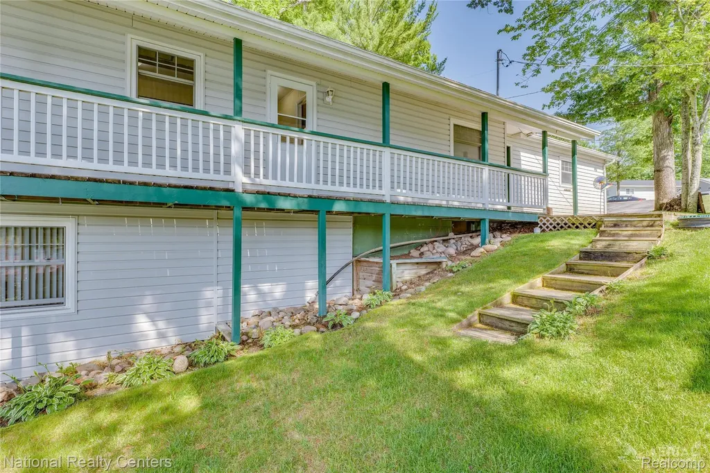 2103 Ojibway Trail N Mills Township MI 48661