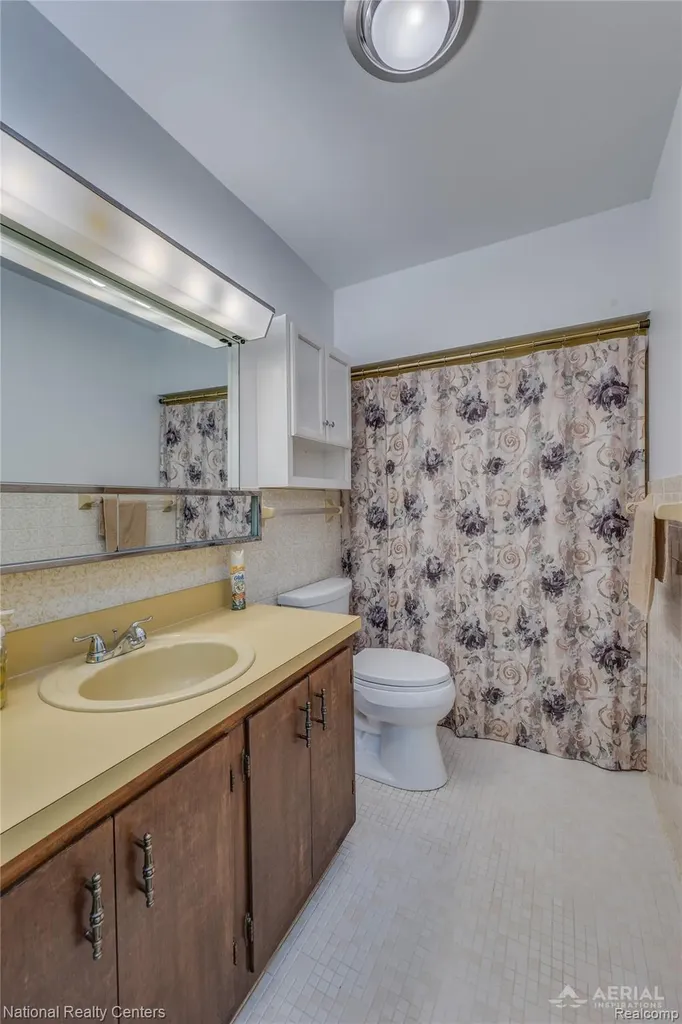 2103 Ojibway Trail N Mills Township MI 48661