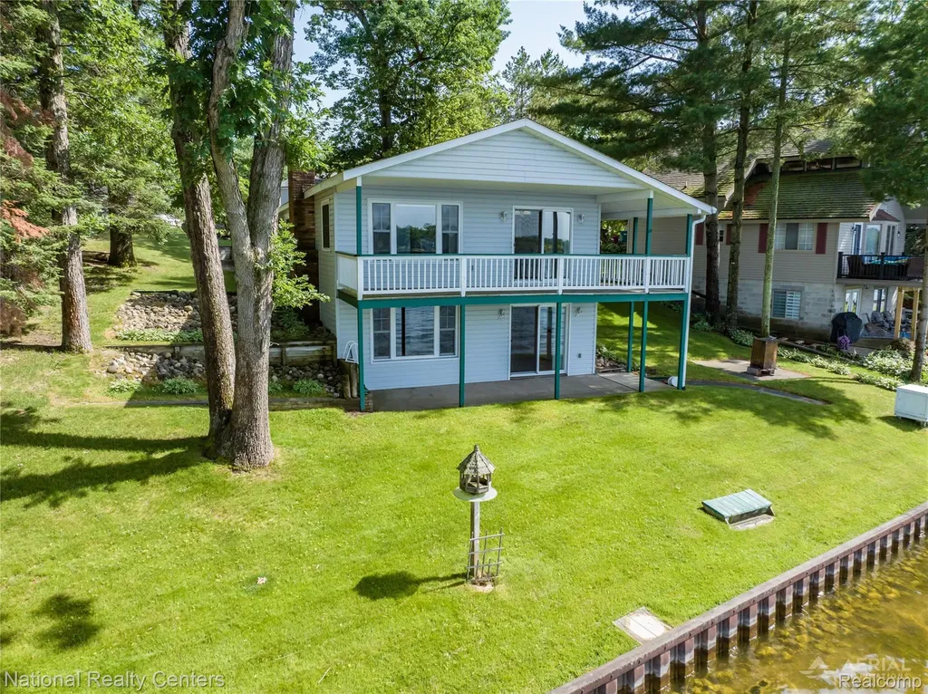 2103 Ojibway Trail N Mills Township MI 48661
