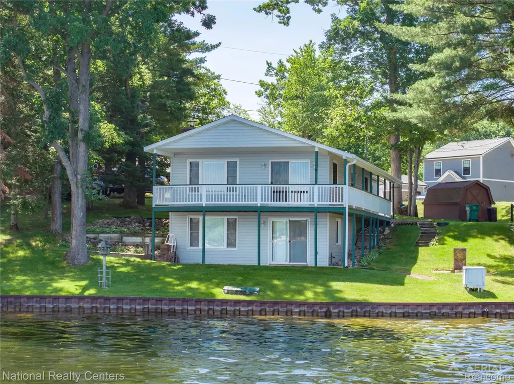 2103 Ojibway Trail N Mills Township MI 48661
