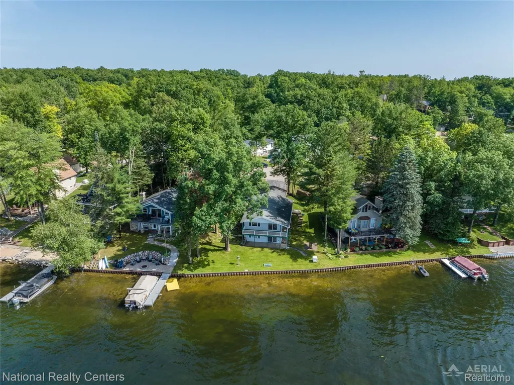 2103 Ojibway Trail N Mills Township MI 48661