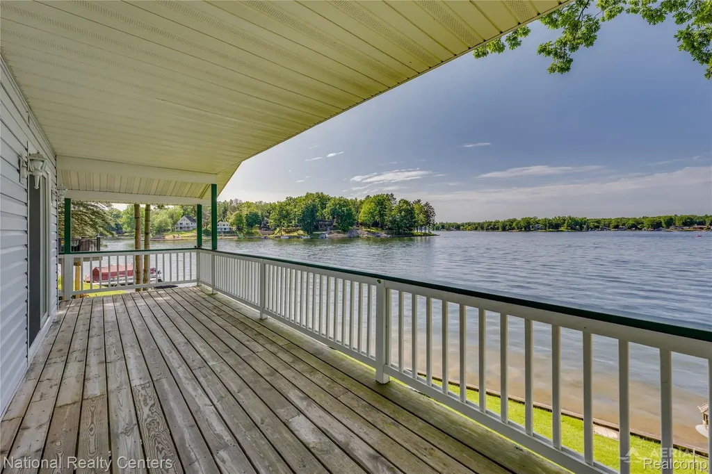 2103 Ojibway Trail N Mills Township MI 48661