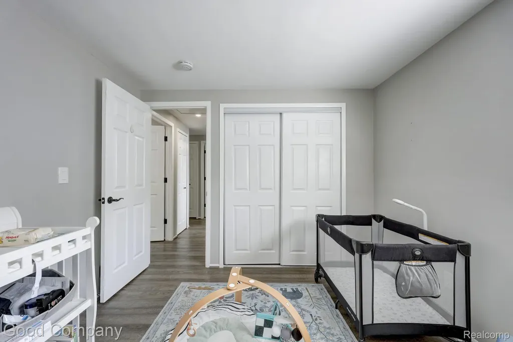 2954 Harvard Road Berkley City MI 48072