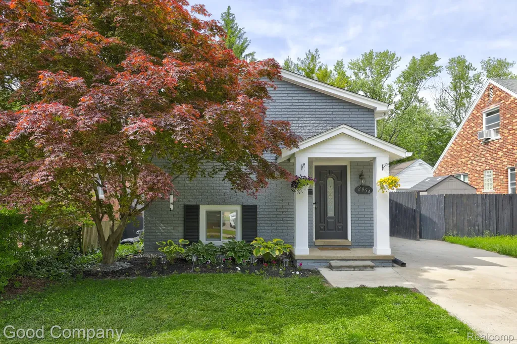 2954 Harvard Road Berkley City MI 48072