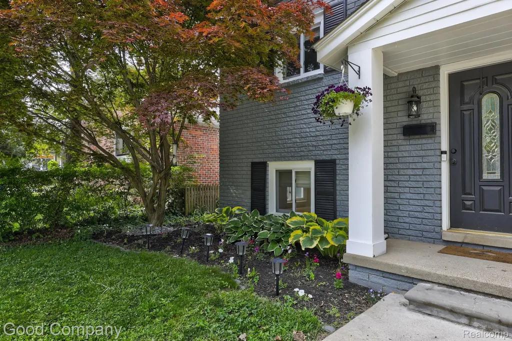 2954 Harvard Road Berkley City MI 48072
