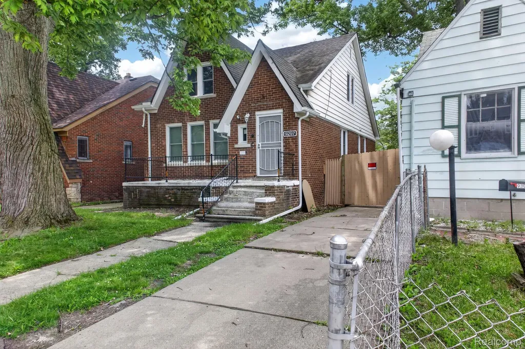 9297 Mckinney Street Detroit City MI 48224