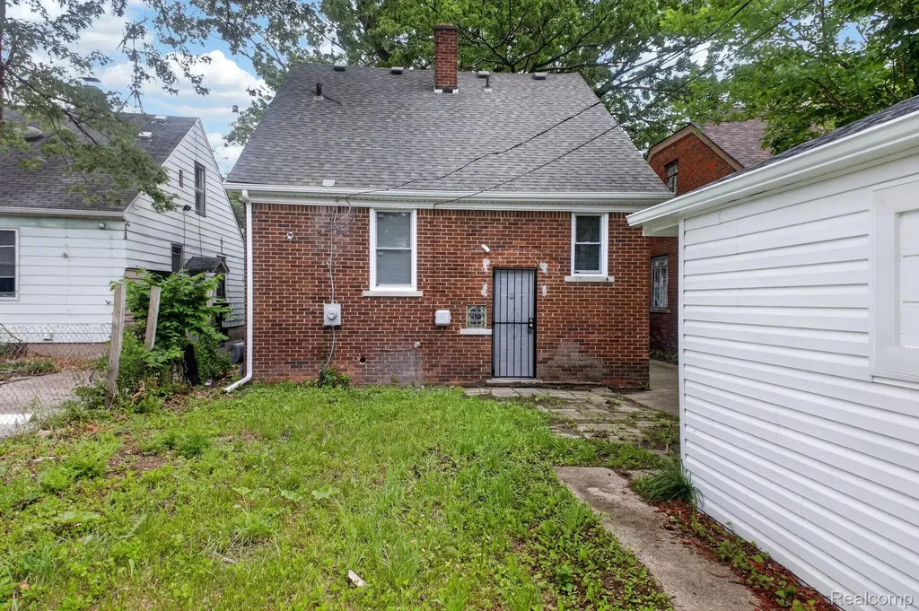 9297 Mckinney Street Detroit City MI 48224