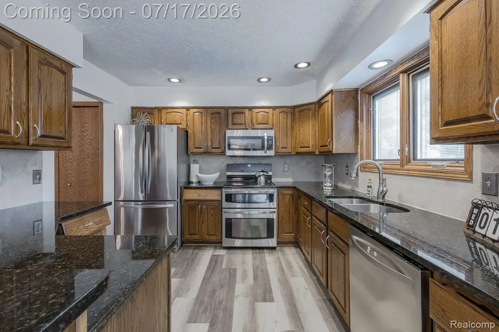5013 Timberway Trail Independence Charter Township MI 48346