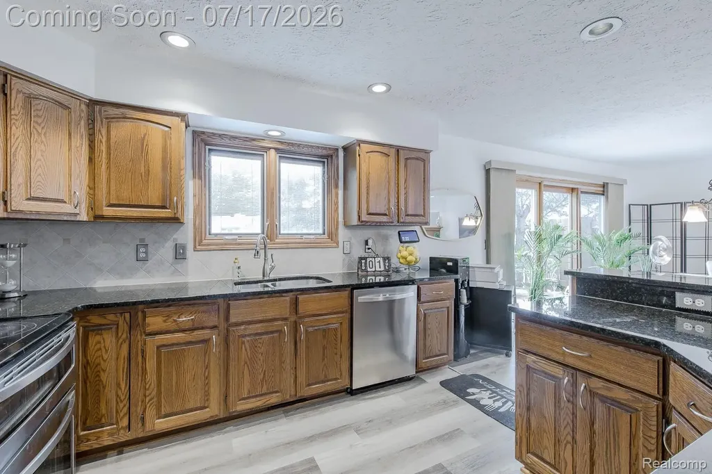 5013 Timberway Trail Independence Charter Township MI 48346