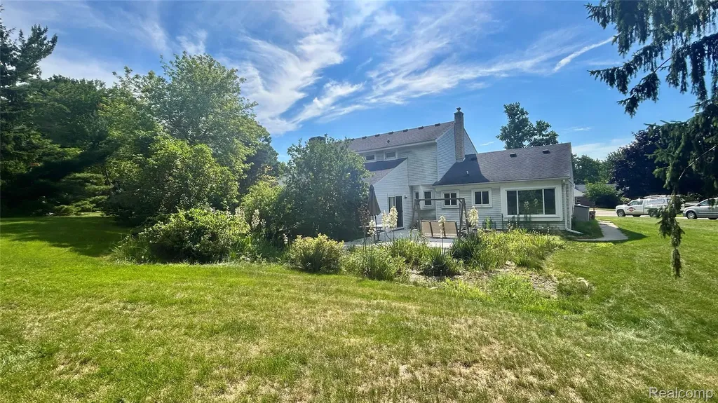 43095 Whisper Court Northville Township MI 48168