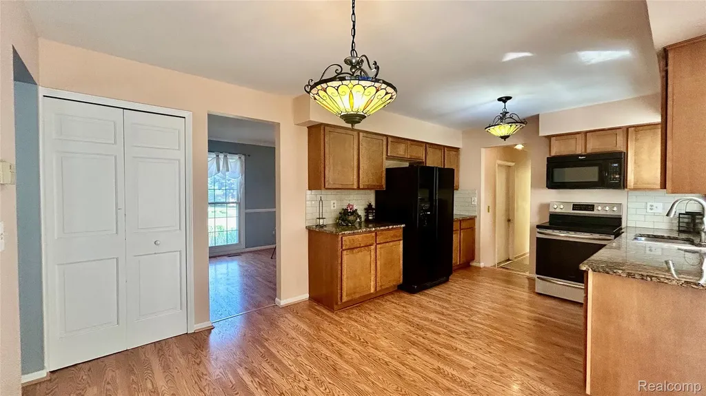 43095 Whisper Court Northville Township MI 48168