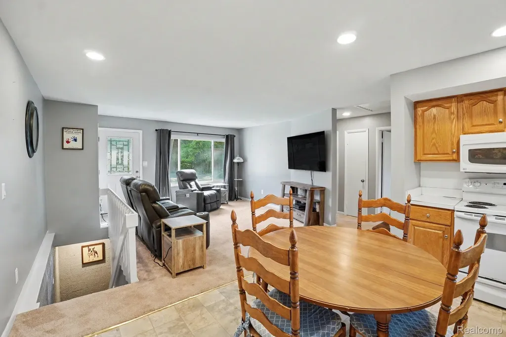 611 Bunny Run Boulevard Orion Charter Township MI 48362