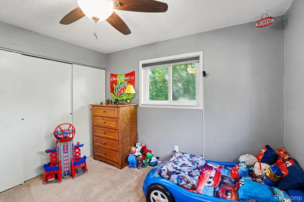 611 Bunny Run Boulevard Orion Charter Township MI 48362