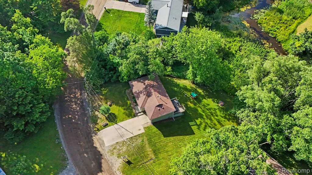 611 Bunny Run Boulevard Orion Charter Township MI 48362