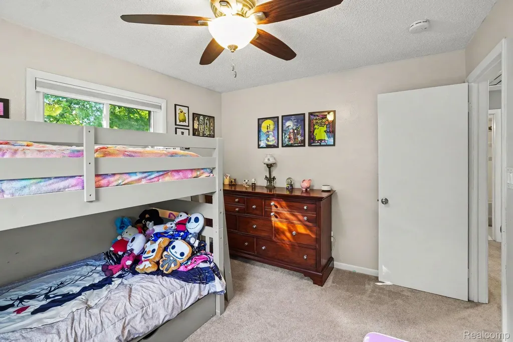 611 Bunny Run Boulevard Orion Charter Township MI 48362