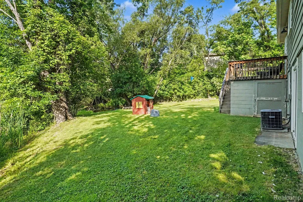 611 Bunny Run Boulevard Orion Charter Township MI 48362
