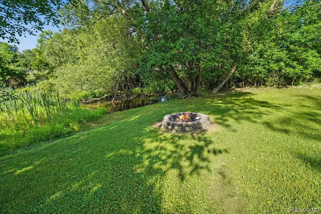 611 Bunny Run Boulevard Orion Charter Township MI 48362