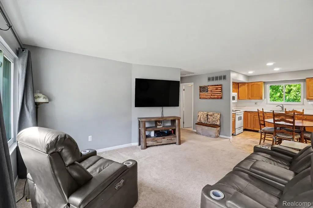 611 Bunny Run Boulevard Orion Charter Township MI 48362