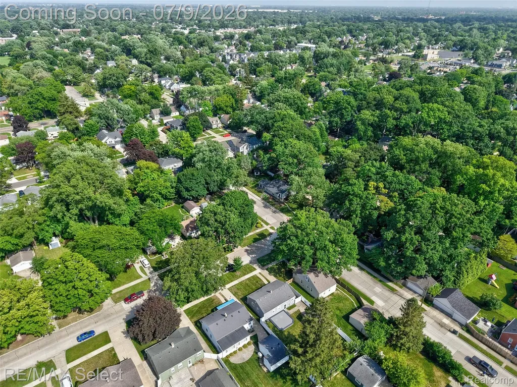 609 N Connecticut Avenue Royal Oak City MI 48067