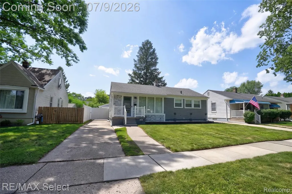609 N Connecticut Avenue Royal Oak City MI 48067