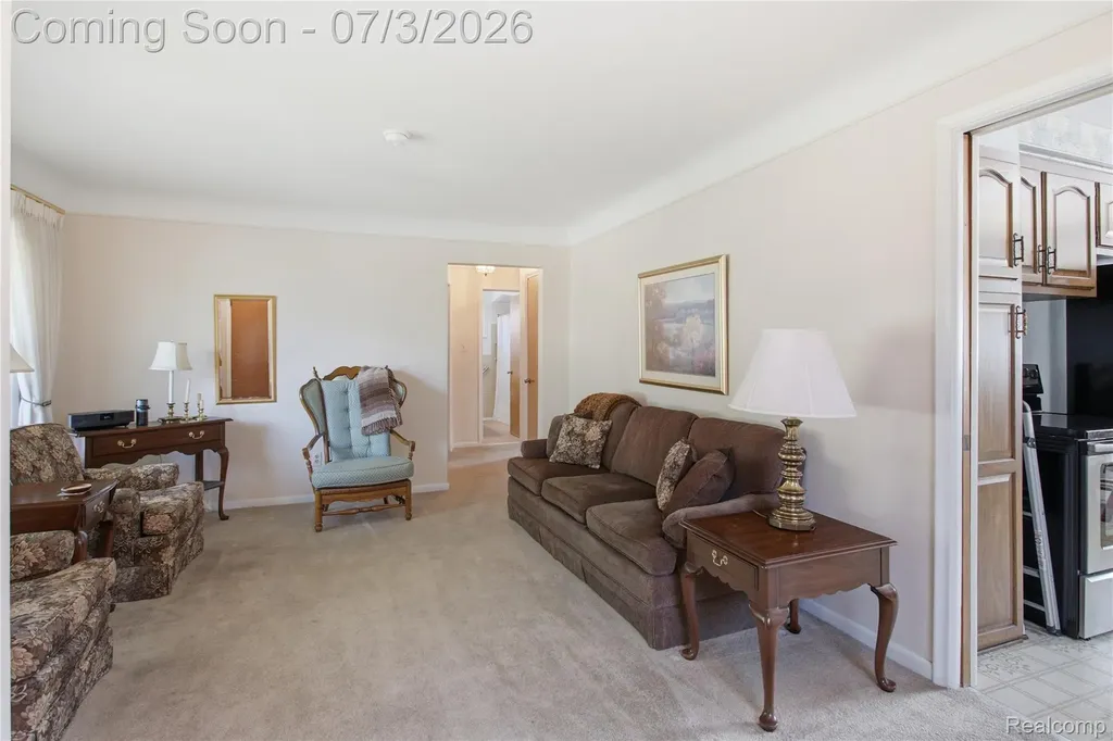 8516 Perrin Avenue Westland City MI 48185