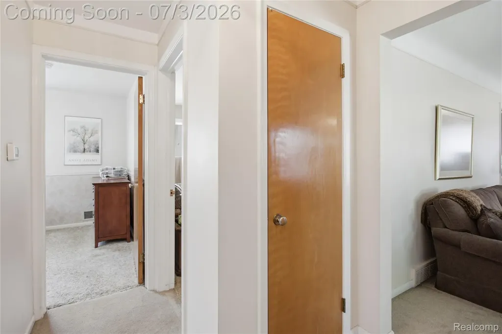 8516 Perrin Avenue Westland City MI 48185