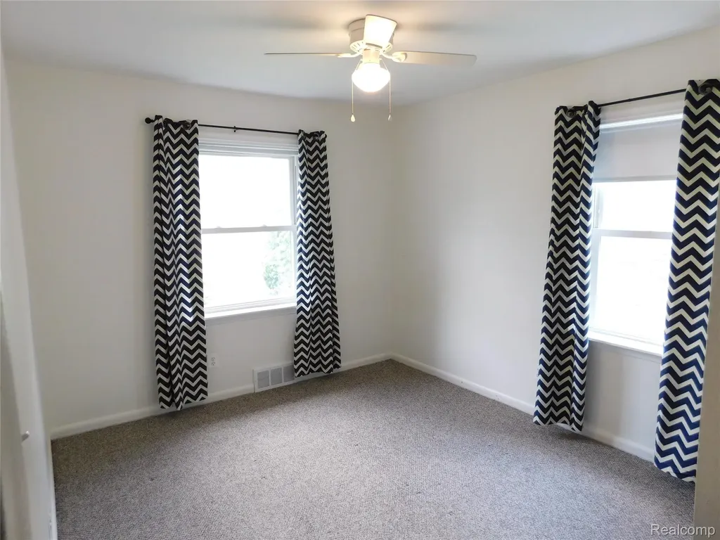 16740 College Fraser City MI 48026