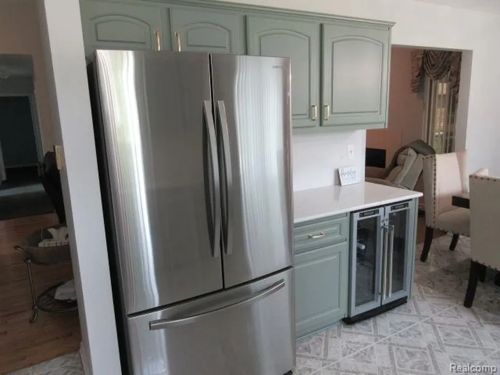 33882 Lipke Street Clinton Charter Township MI 48035