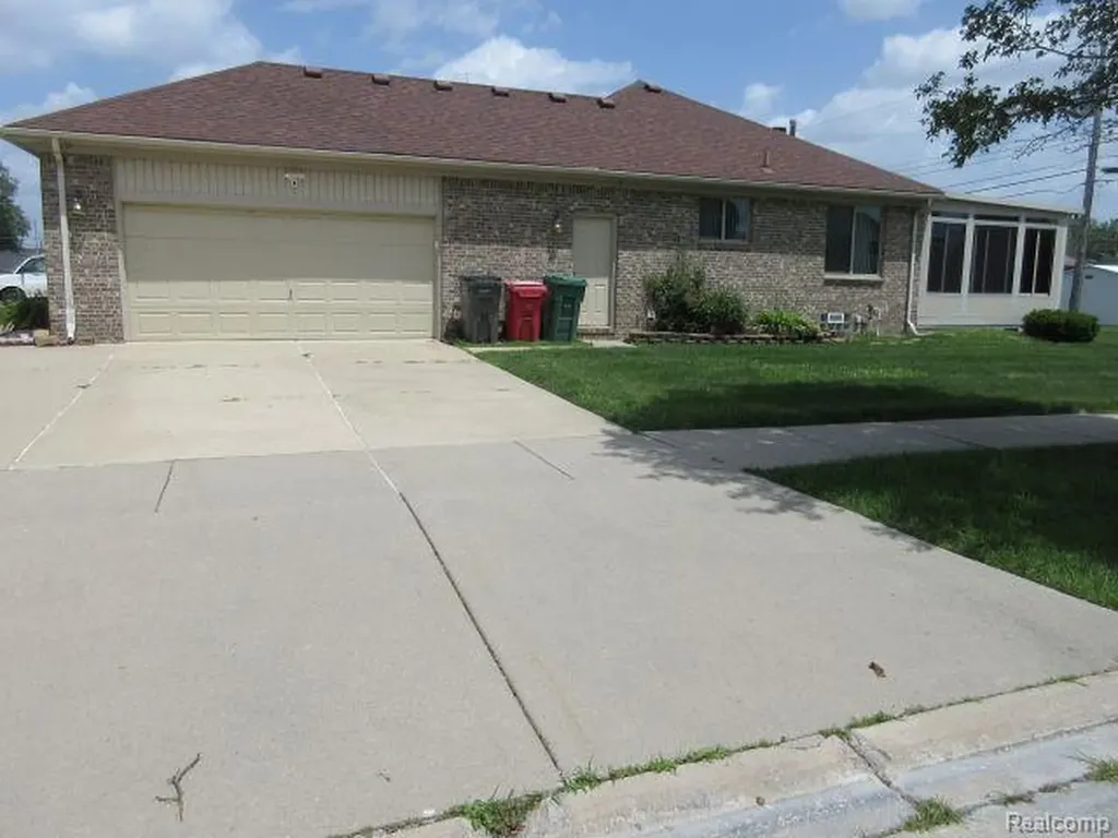 33882 Lipke Street Clinton Charter Township MI 48035