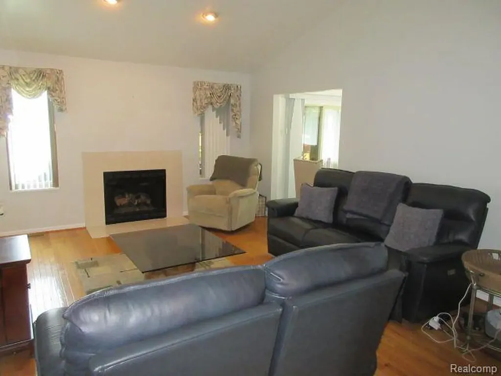 33882 Lipke Street Clinton Charter Township MI 48035