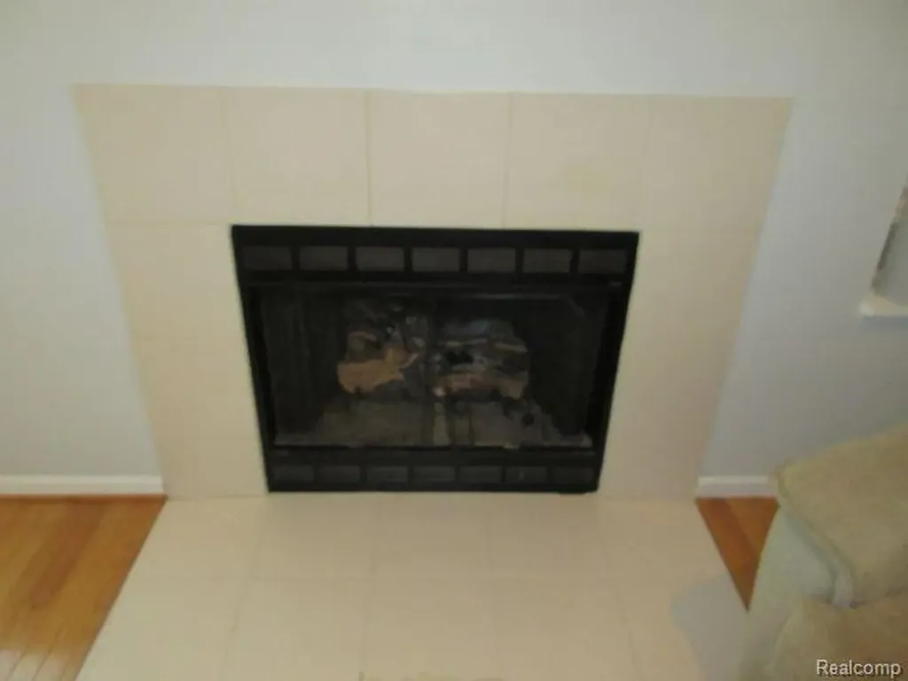 33882 Lipke Street Clinton Charter Township MI 48035