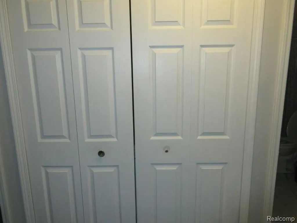 33882 Lipke Street Clinton Charter Township MI 48035
