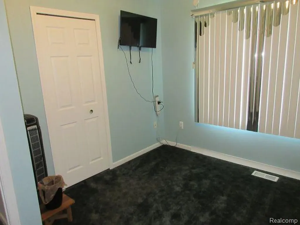 33882 Lipke Street Clinton Charter Township MI 48035
