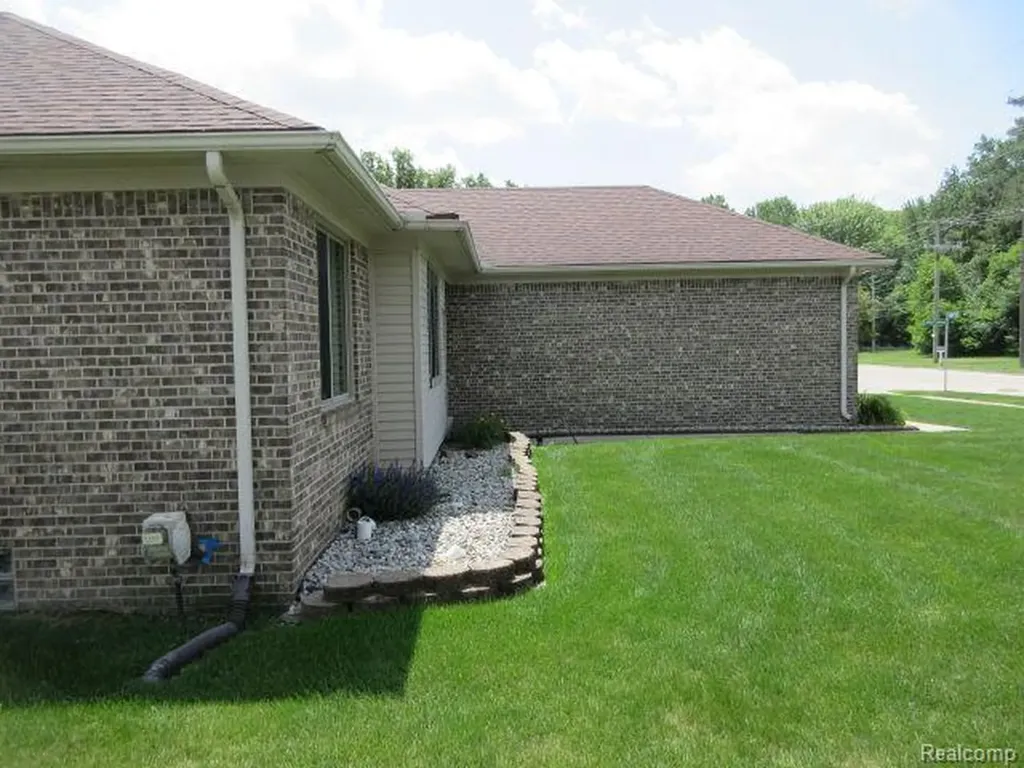 33882 Lipke Street Clinton Charter Township MI 48035